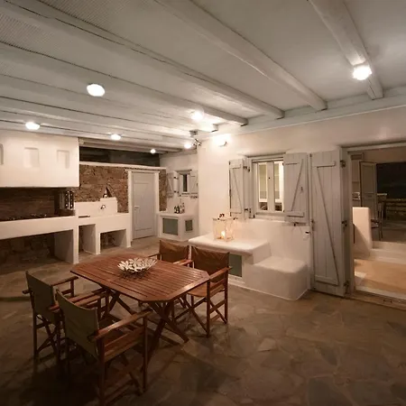 Lucia Area Калафатис