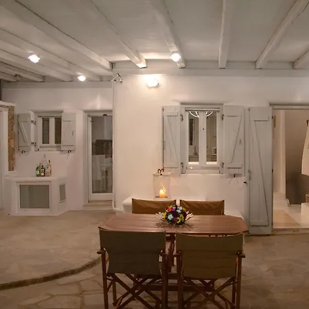 Lucia Area 빌라 칼라파티스