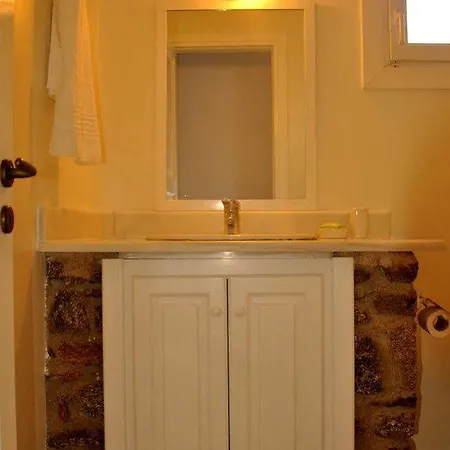 Lucia Area Villa Kalafatis