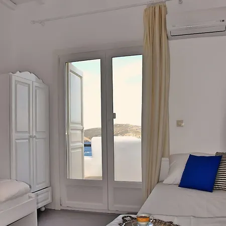 Lucia Area Villa Kalafatis